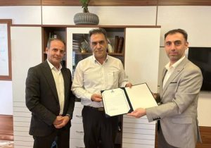تقدیر دبیر مسئولیت اجتماعی صنعت پتروشیمی از شریفی