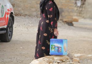مسئولیت اجتماعی|توزیع بسته‌های بهداشتی پاکسان در استان ایلام