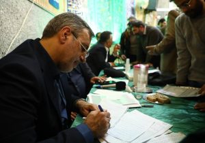 دیدار مردمی شهردار منطقه ۱۲ در مسجد المهدی(عج)