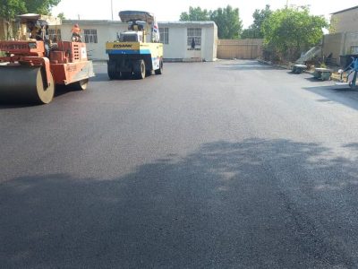 اتمام عملیات آسفالت‌ مدرسه استثنایی شمیم تا دوازدهم آذر