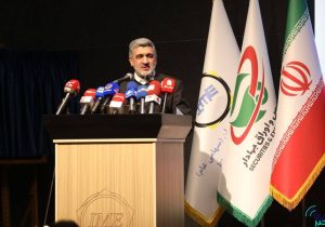 به بازار نقره امیدوار هستم/ عبور از فلز زینتی به دارایی صنعتی و سرمایه ای/ طراحی ابزارهای ارزی متصل به کالا عملیاتی می‌شود