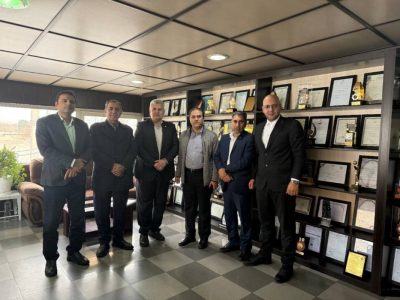 بازدید مدیران بانک صنعت و معدن از شعبه کرمانشاه و واحد تولیدی مارپیچ باختر