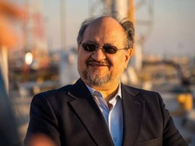شریعتمداری: هلدینگ خلیج‌فارس ۱۰۰ درصد تعهدات ارزی خود را انجام داده است