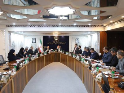 بررسی مسائل گمرکی مناطق آزاد در نشست مشترک دبیر شورای‌عالی و رئیس‌کل گمرک ایران