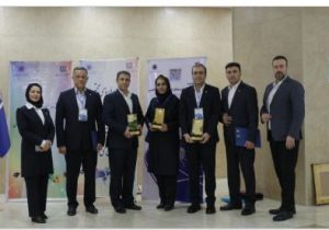 تجلیل از شعب برتر بانک صنعت و معدن در گردهمایی رؤسای موفق شعب بانک‌ها و مؤسسات اعتباری کشور