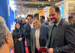 بازدید مدیران ارشد وزارت صمت از غرفه شرکت آهن و فولاد ارفع