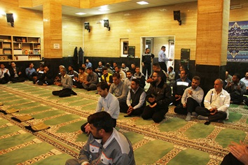 برگزاری مراسم جشن نیمه شعبان در شرکت پتروشیمی کارون
