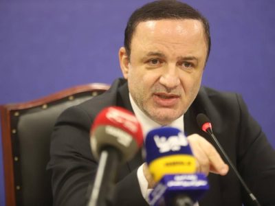 لزوم صادرات‌محوری و تبدیل مهران به هاب ترانزیتی ایران و عراق