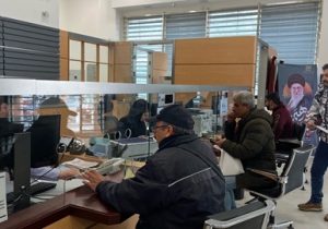 تداوم نهضت خدمت‌رسانی در شعب استان تهران بانک صنعت و معدن؛ همراهی تمام‌عیار شعب فولاد و شمس‌آباد با تولید ملی