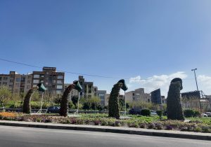 استقرارالمان های توپیاری در ورودی بزرگراه شیخ فضل الله