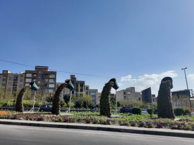 استقرارالمان های توپیاری در ورودی بزرگراه شیخ فضل الله