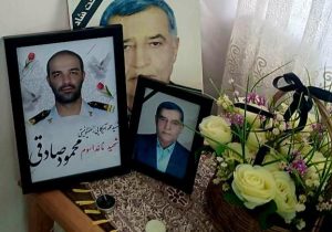 مدیر عامل بیمه دی در دیدار با خانواده شهدای ناو دنا: ‌شهدای “مدرسه شجره طیبه” و “ناو دنا ” شهدای مظلوم جنگ رمضان بودند