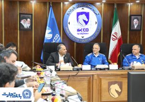 دکتر اخلاقی: بانک تجارت در کنار صنعت خودروسازی کشور ایستاده است