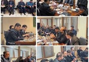جلسه قرارگاه هماهنگی و پشتیبانی از آسیب‌دیدگان جنگ تحمیلی رمضان در قبله تهران