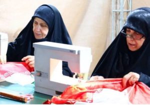 تار و پود مقاومت در دستان بانوان منطقه۲ / میدان صنعت مظهر پیوند ناگسستنی هنر، معنویت و مقاومت