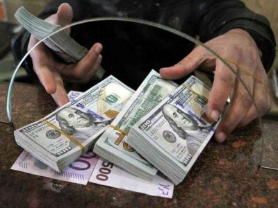 گسترش خدمات ارزی پستبانک ایران؛ با آغاز خرید و فروش ارز اسکناس در شعب و باجههای بانکی روستایی منتخب