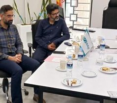 بازدید مدیرعامل بیمه دی از شعبه کاشان؛ تمرکز بر ارتقای عملکرد و تقویت تعاملات اجتماعی