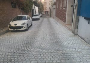 بازسازی و نوسازی پیاده‌راه سنگی مجاور موزه سیمین و جلال