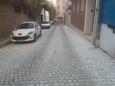 بازسازی و نوسازی پیاده‌راه سنگی مجاور موزه سیمین و جلال