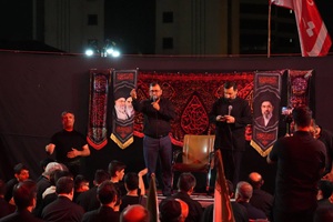 تجمع پرشور عزاداران حسینی در میدان استاد معین در شب چهارم محرم