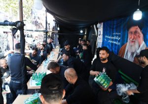 هماهنگی ملی برای خدمت‌رسانی به زائران مراسم تشییع و تدفین پیکر رهبر شهید در مشهد/ دهقان: فرودگاه مشهد تا ۷۲ ساعت پس از مراسم در آماده‌باش کامل است