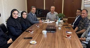تبریک بیمه دی به مدیران صنعت و معدن آذربایجان شرقی
