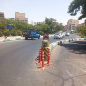 نصب تجهیزات ترافیکی و ارتقای ایمنی معابر شمال شرق شهر