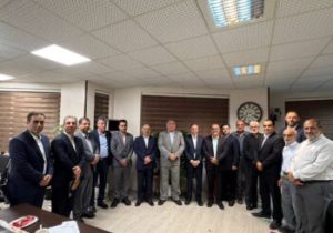 مراکز درمانی تحت پوشش در غرب مازندران برای خدمت به ایثارگران افزایش می یابد/ آمادگی بیمه دی برای ارائه خدمات ویژه به ایثارگران در بیمارستان امام خمینی (ره) تنکابن