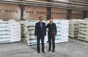 بازدید مدیر بانک صنعت و معدن استان خوزستان از طرح کشت و صنعت گلوکزان کرخه خوزستان